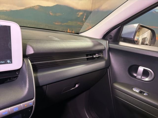 Used 2024 Hyundai Ioniq 5 SEL RWD image 32