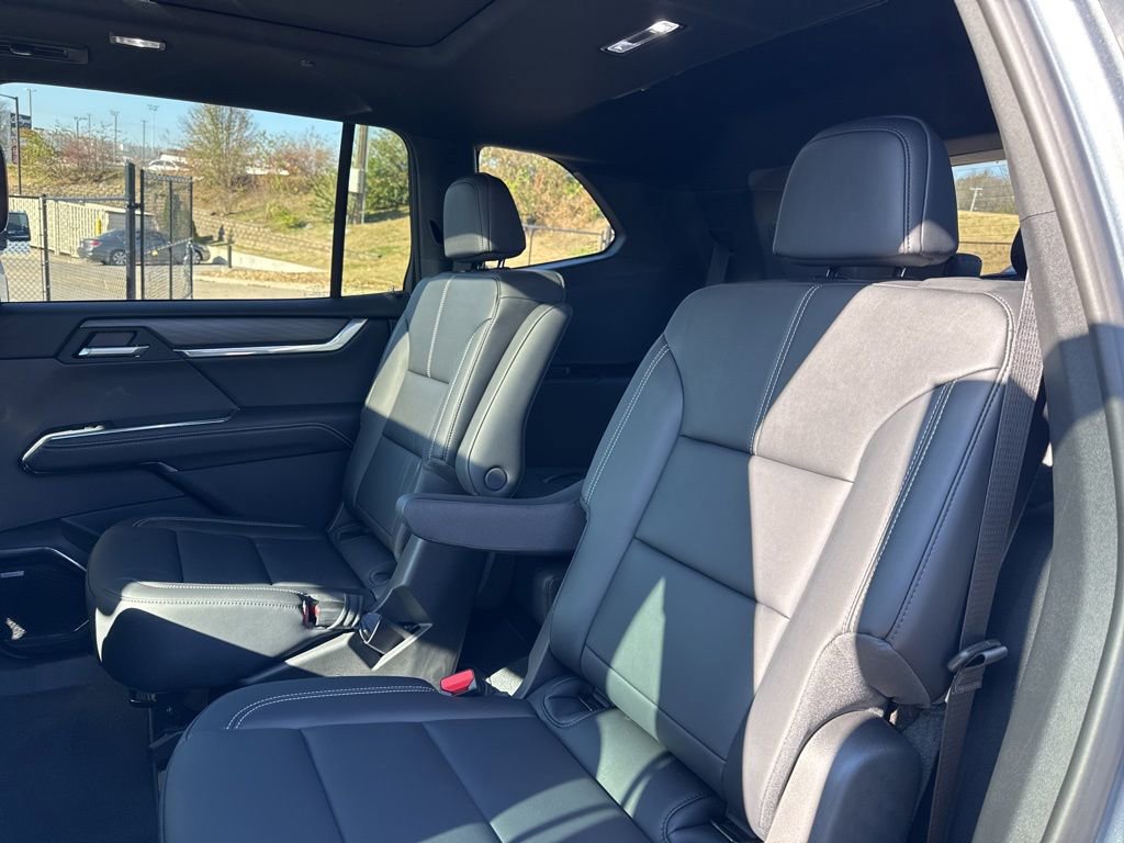 New 2026 GMC Acadia Elevation w/ Black Edition image 30