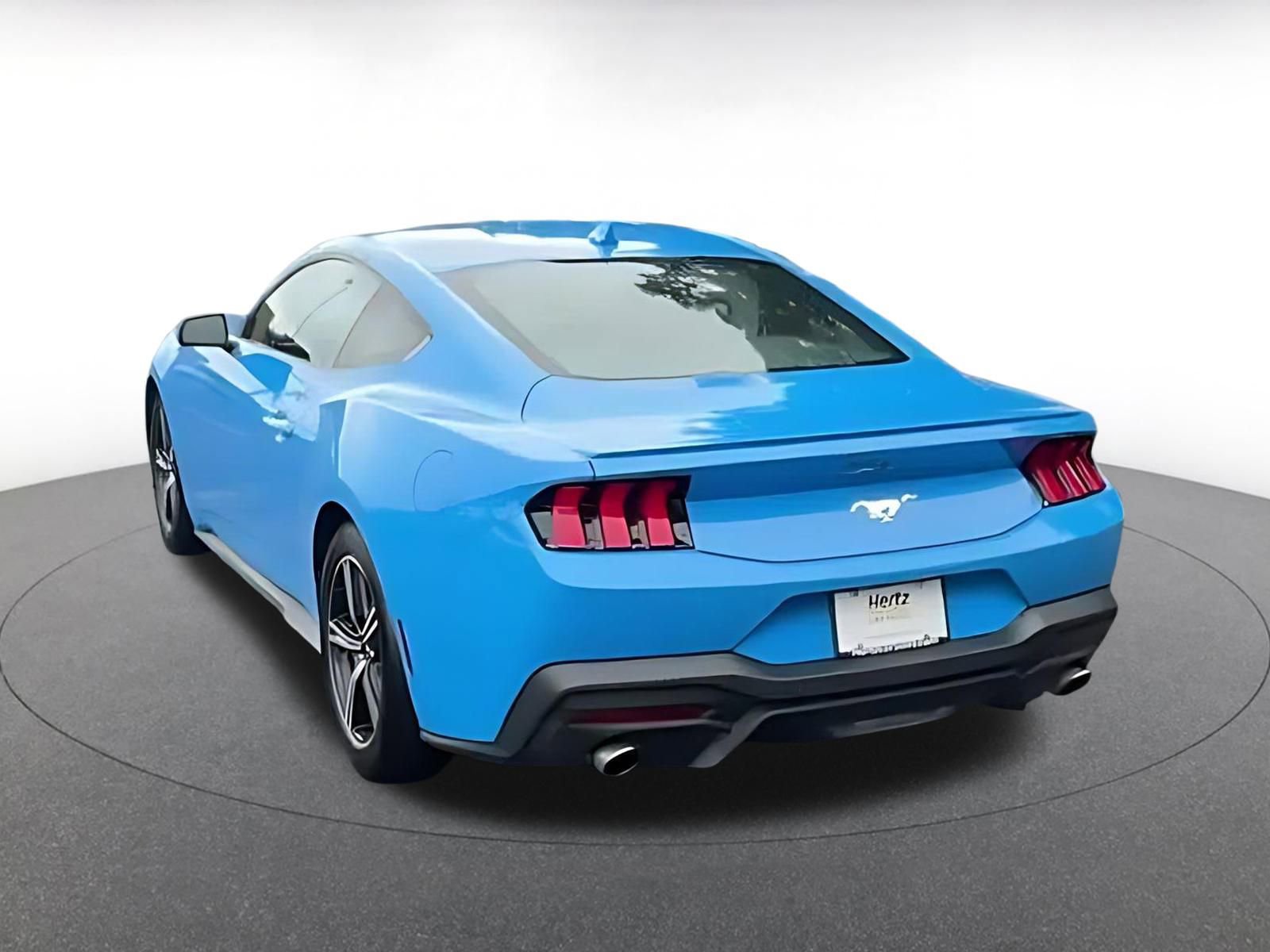 Used 2024 Ford Mustang Premium image 8