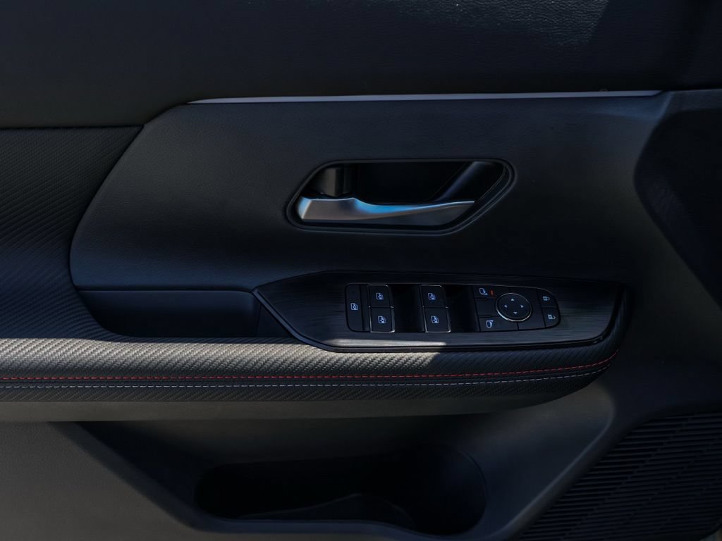 New 2026 Nissan Kicks SR FWD image 22