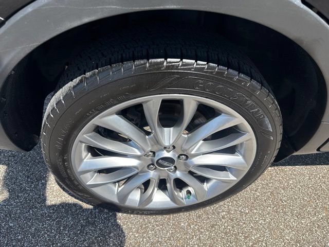Used 2017 Lincoln MKC Reserve w/ Lincoln MKC Climate Package FWD image 14
