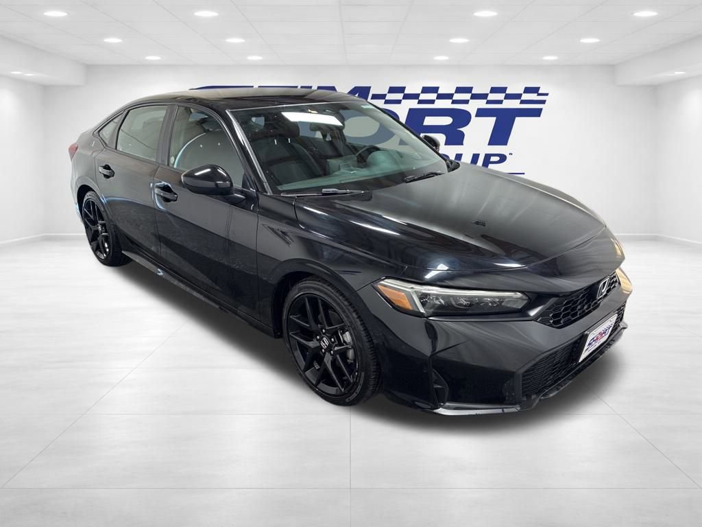 Used 2025 Honda Civic Sport image 3