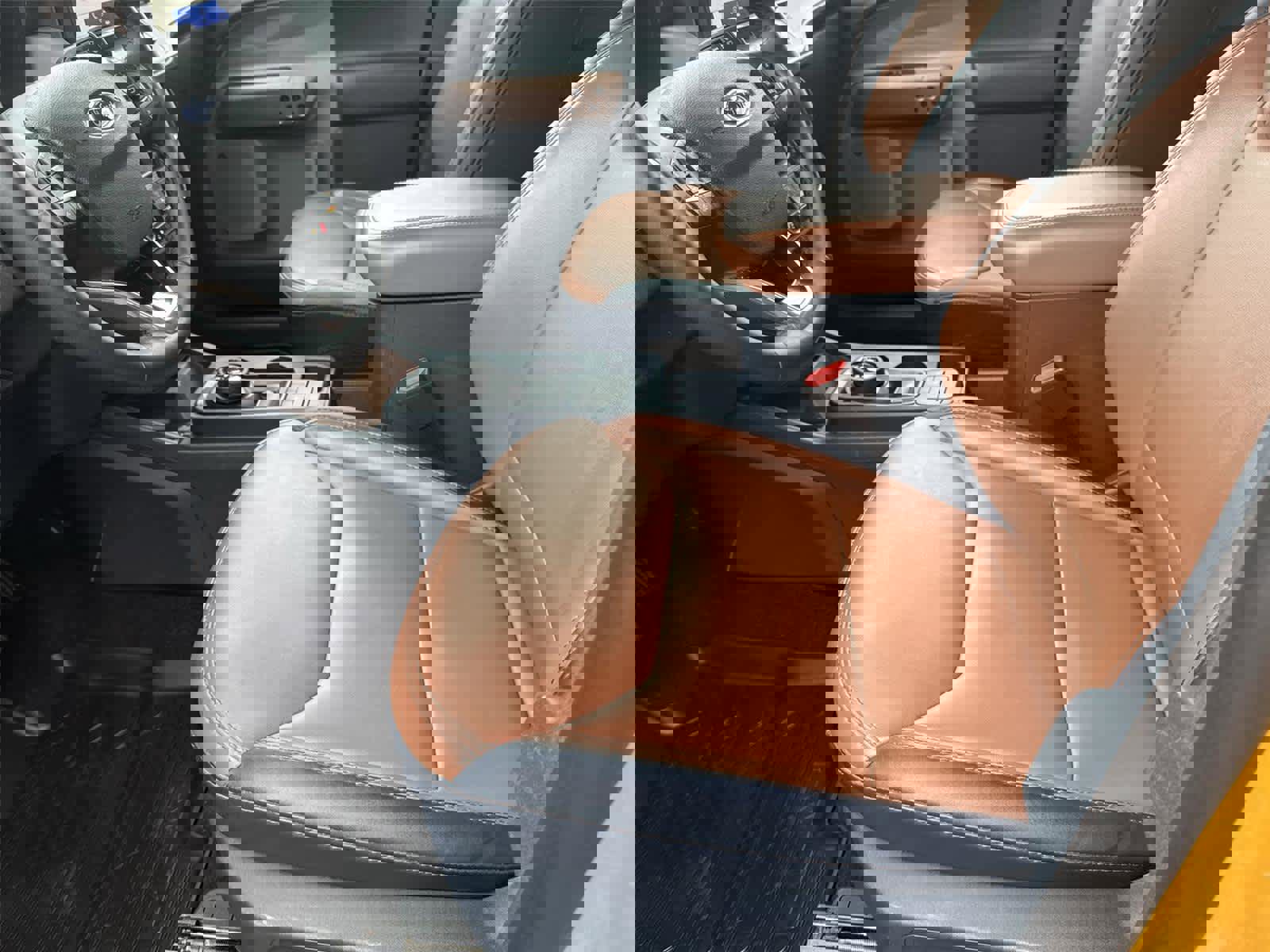 Used 2023 Ford Maverick Lariat w/ Lariat Luxury Package image 11