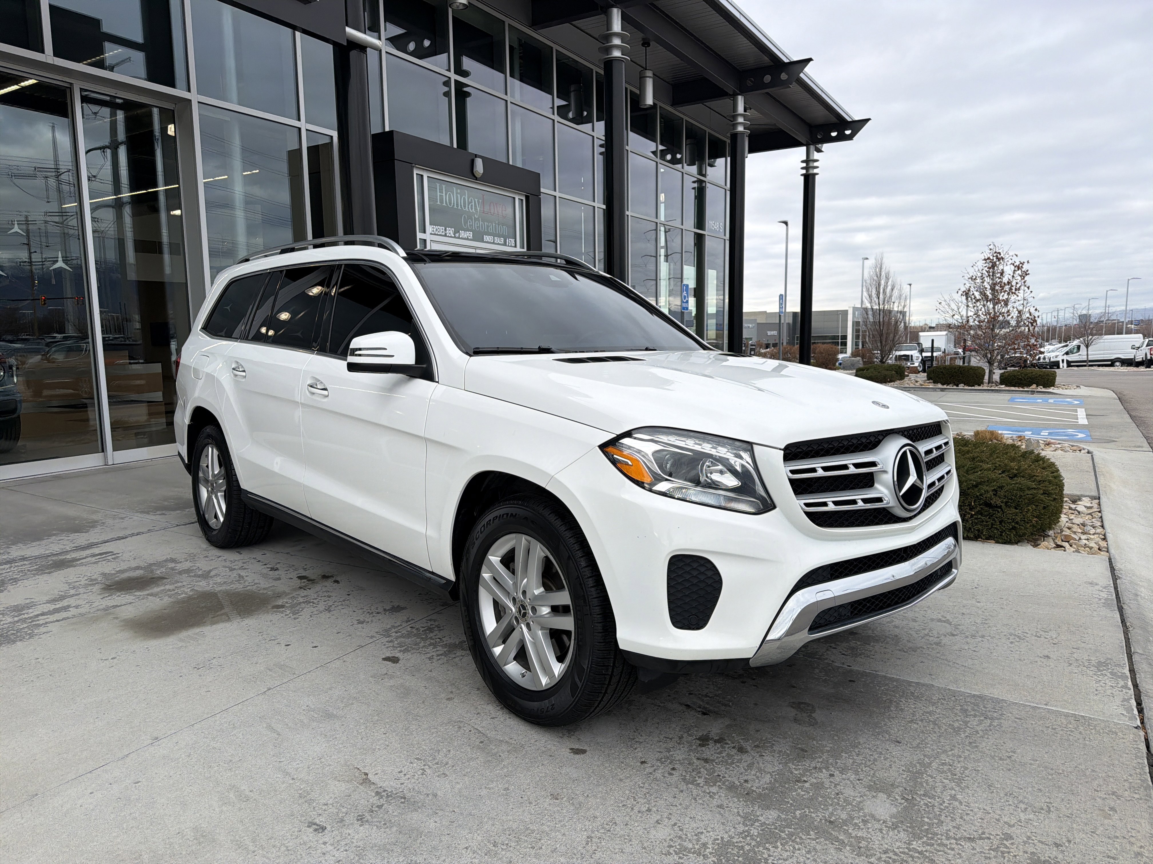 Used 2018 Mercedes-Benz GLS 450 4MATIC image 3