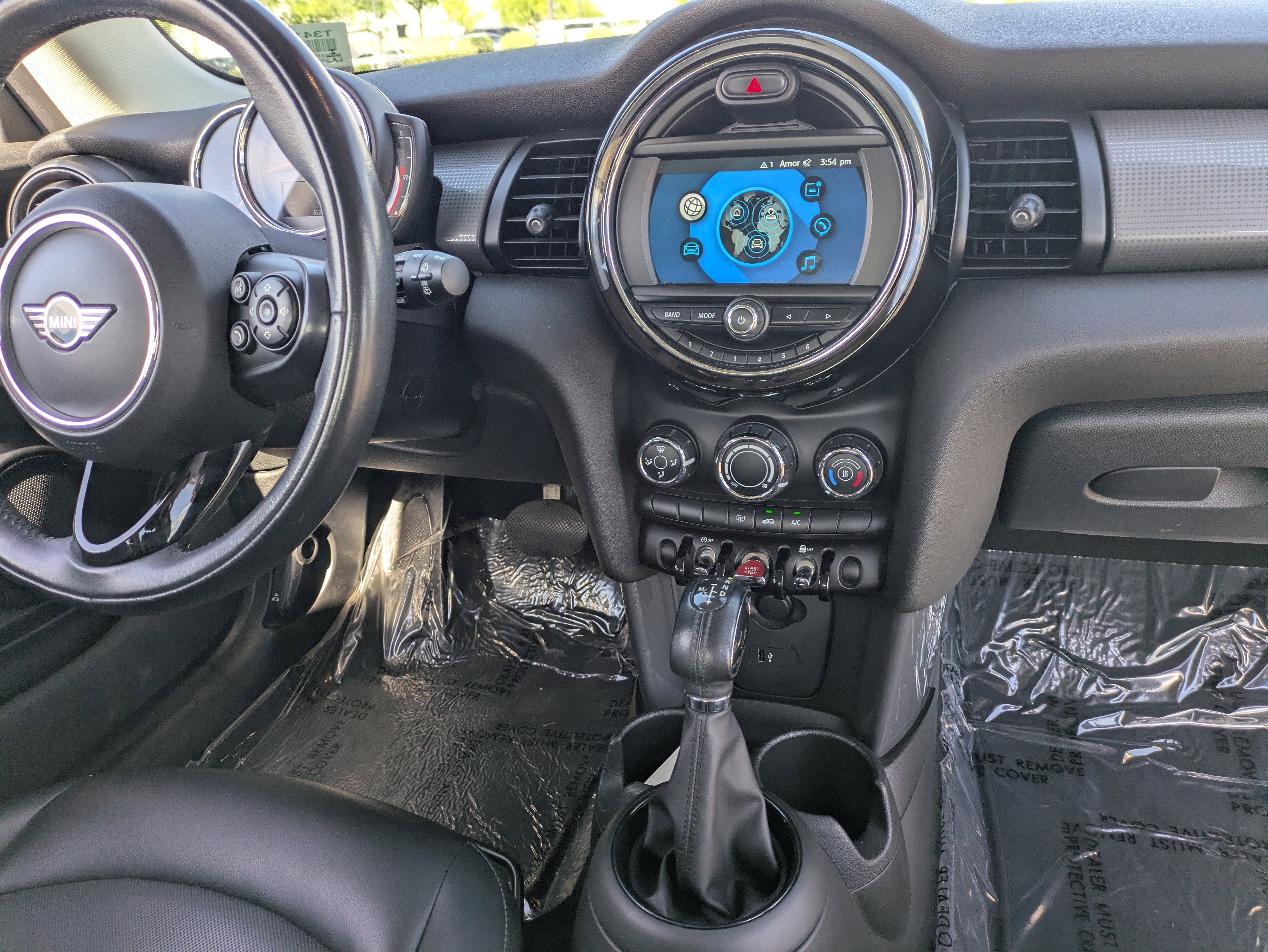 Used 2019 MINI Cooper 2-Door Hardtop image 17