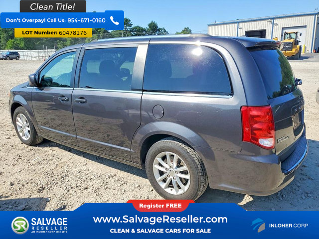 Used 2019 Dodge Grand Caravan SXT FWD image 3