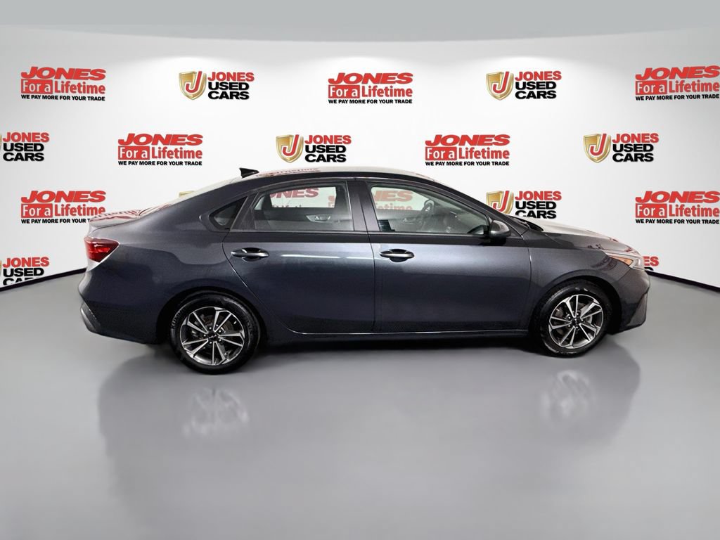 Used 2023 Kia Forte LXS FWD image 16