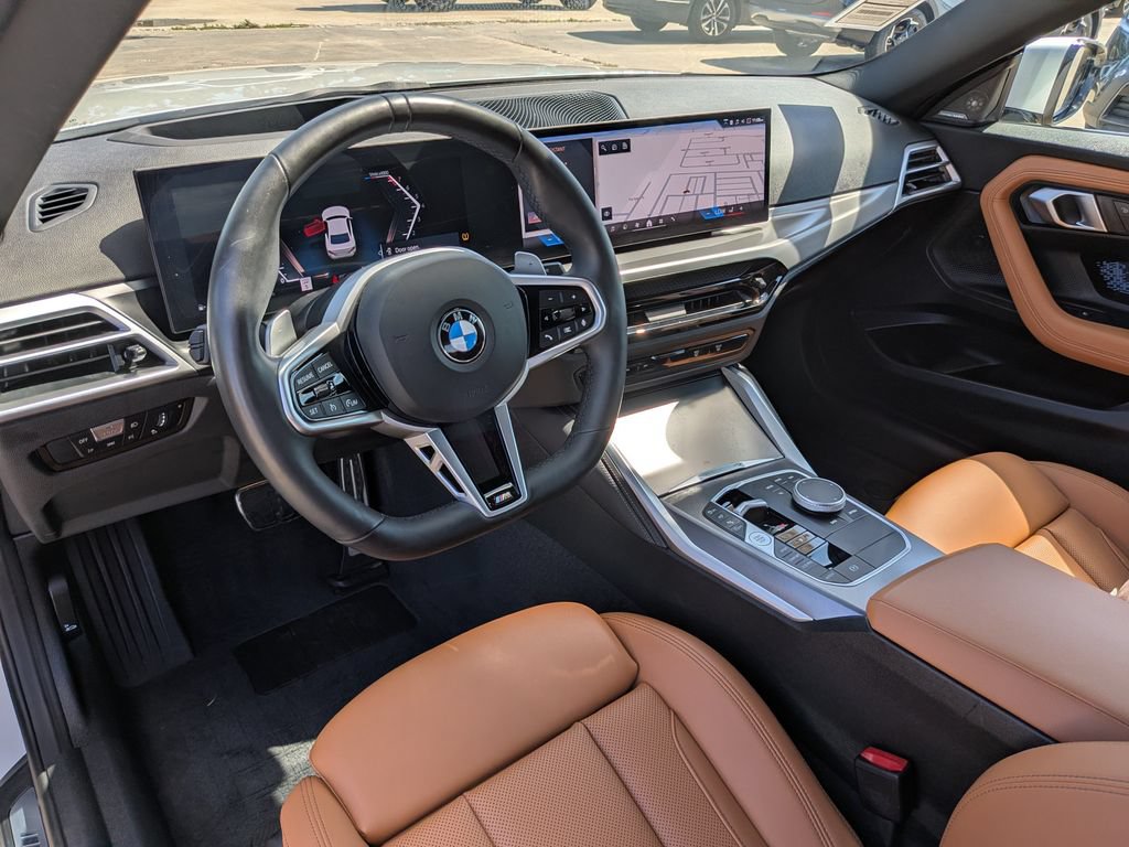 Used 2025 BMW 230i Coupe w/ M Sport Package RWD image 12