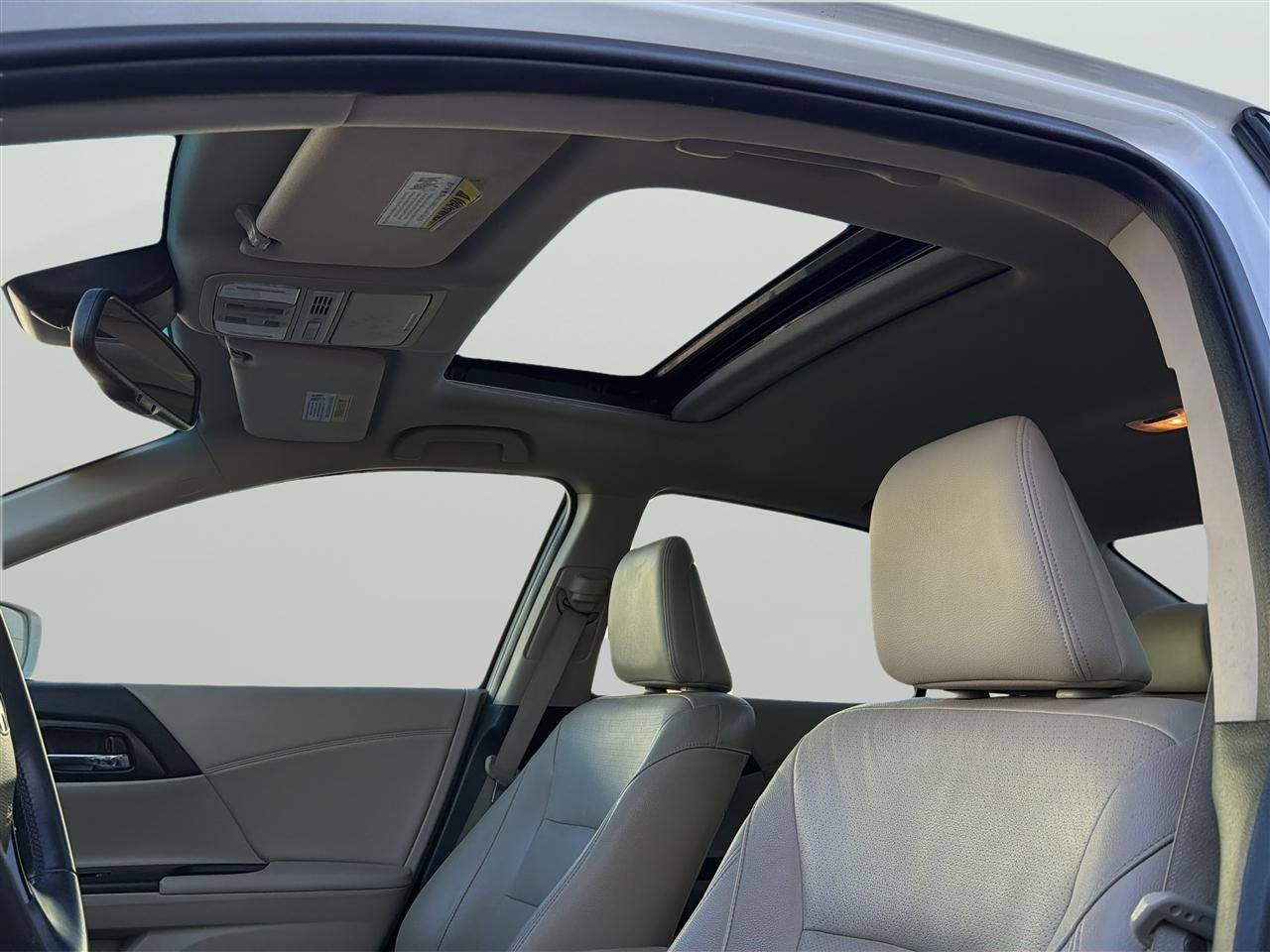 Used 2015 Honda Accord EX-L image 16