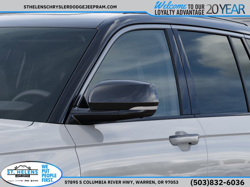 New 2026 Jeep Grand Cherokee Summit w/ Obsidian Package AWD/4WD image 15