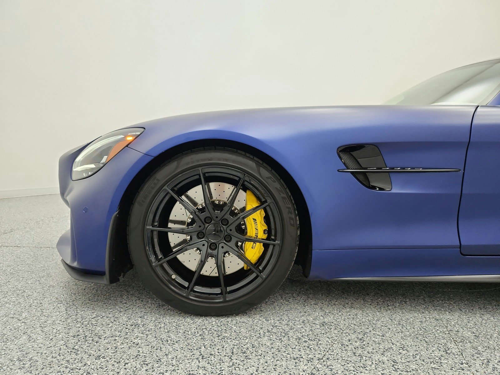 Certified 2020 Mercedes-Benz AMG GT R image 16