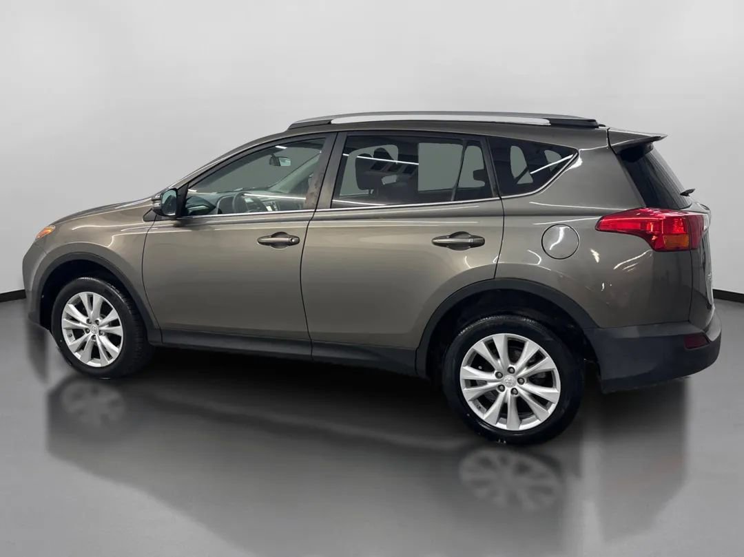 Used 2014 Toyota RAV4 Limited image 5