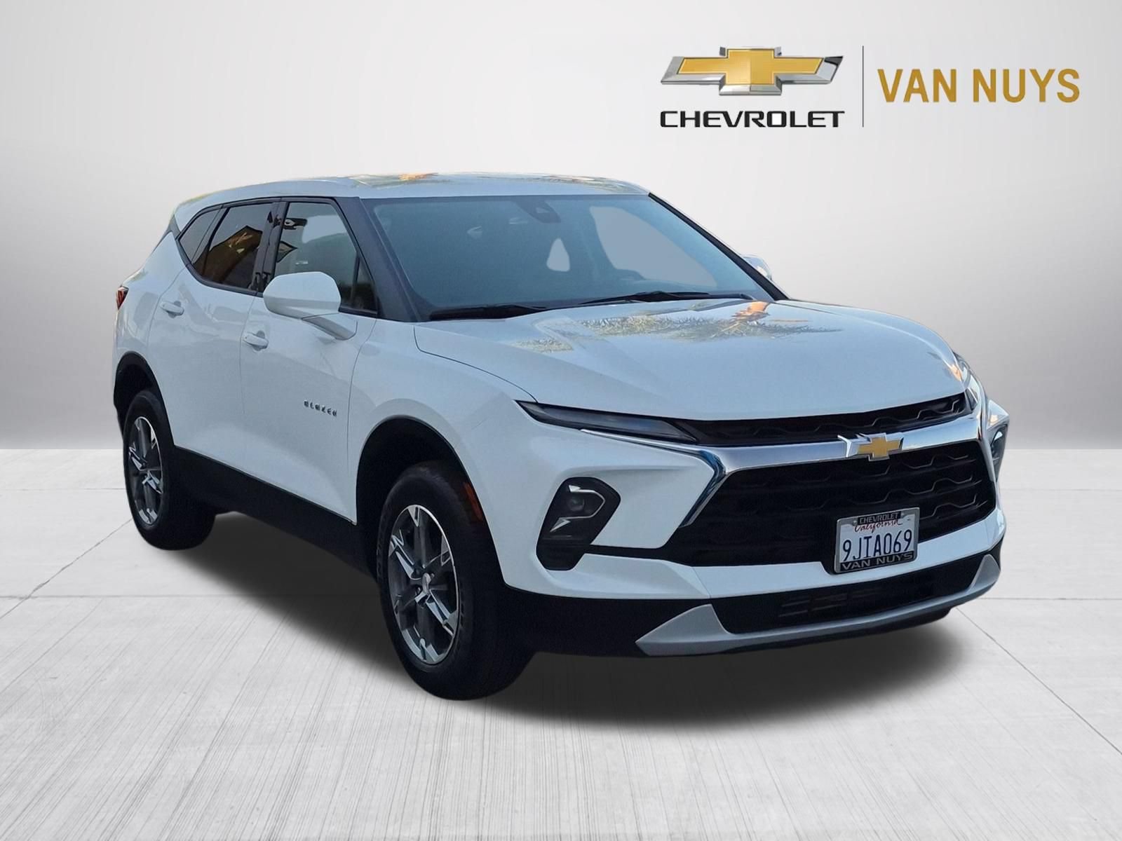 Used 2024 Chevrolet Blazer LT w/ LPO, Cargo Package FWD image 3