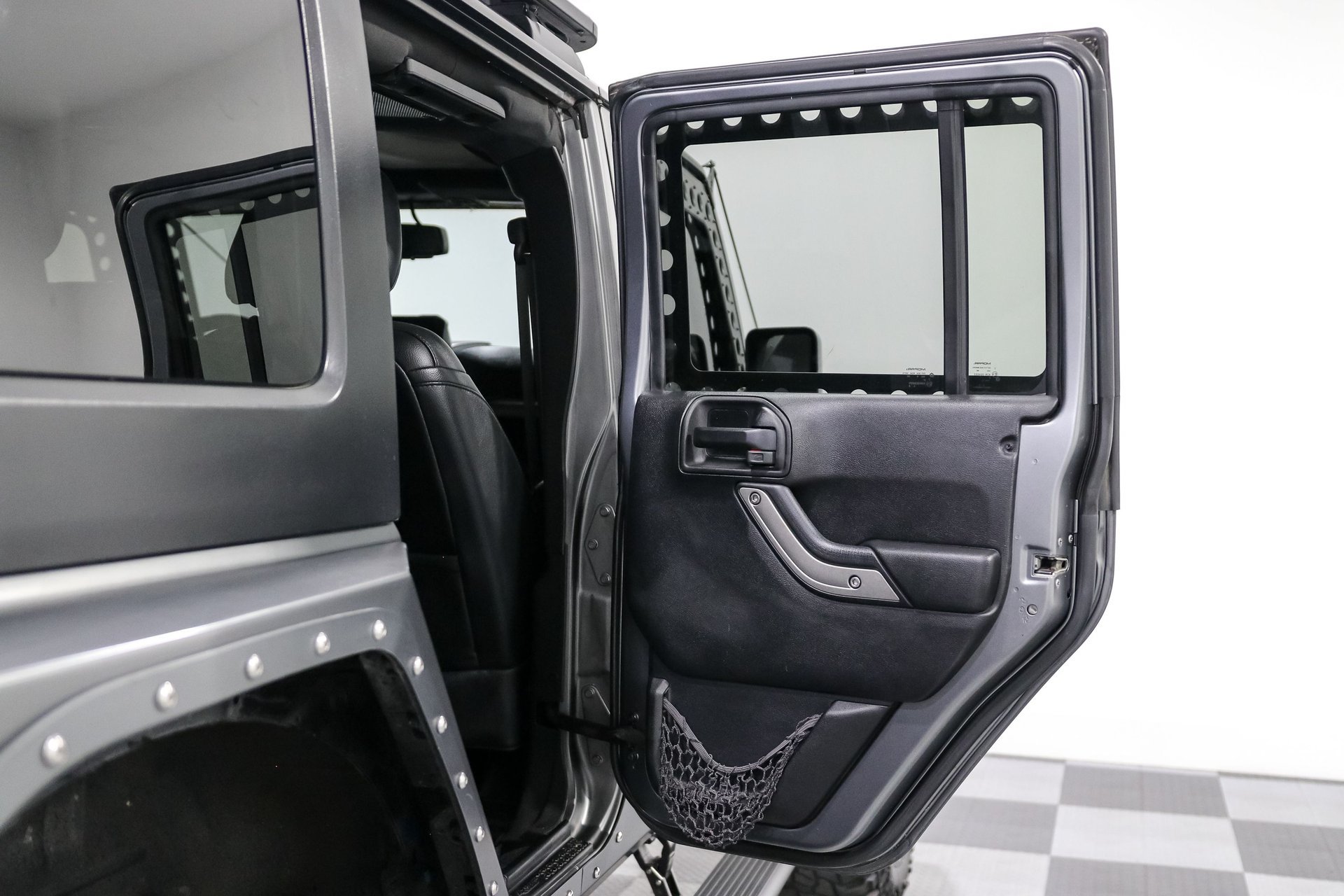 Used 2015 Jeep Wrangler Unlimited Sport w/ Quick Order Package 24S AWD/4WD image 18