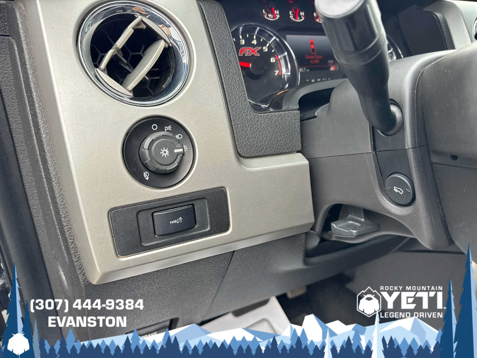 Used 2014 Ford F150 FX4 w/ Equipment Group 402A Luxury AWD/4WD image 25