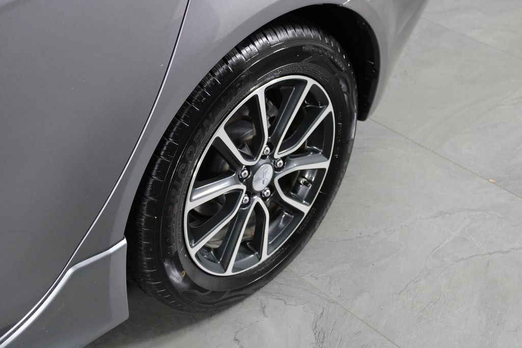 Used 2017 Mitsubishi Lancer ES image 9
