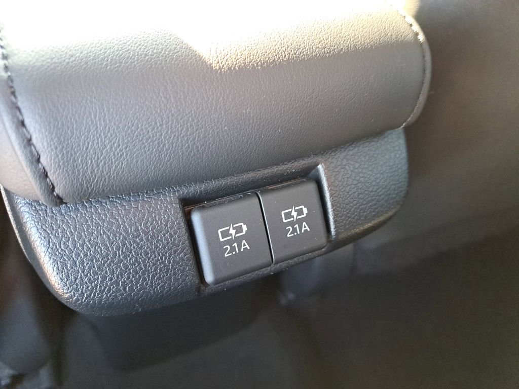 Certified 2021 Toyota Prius XLE image 9