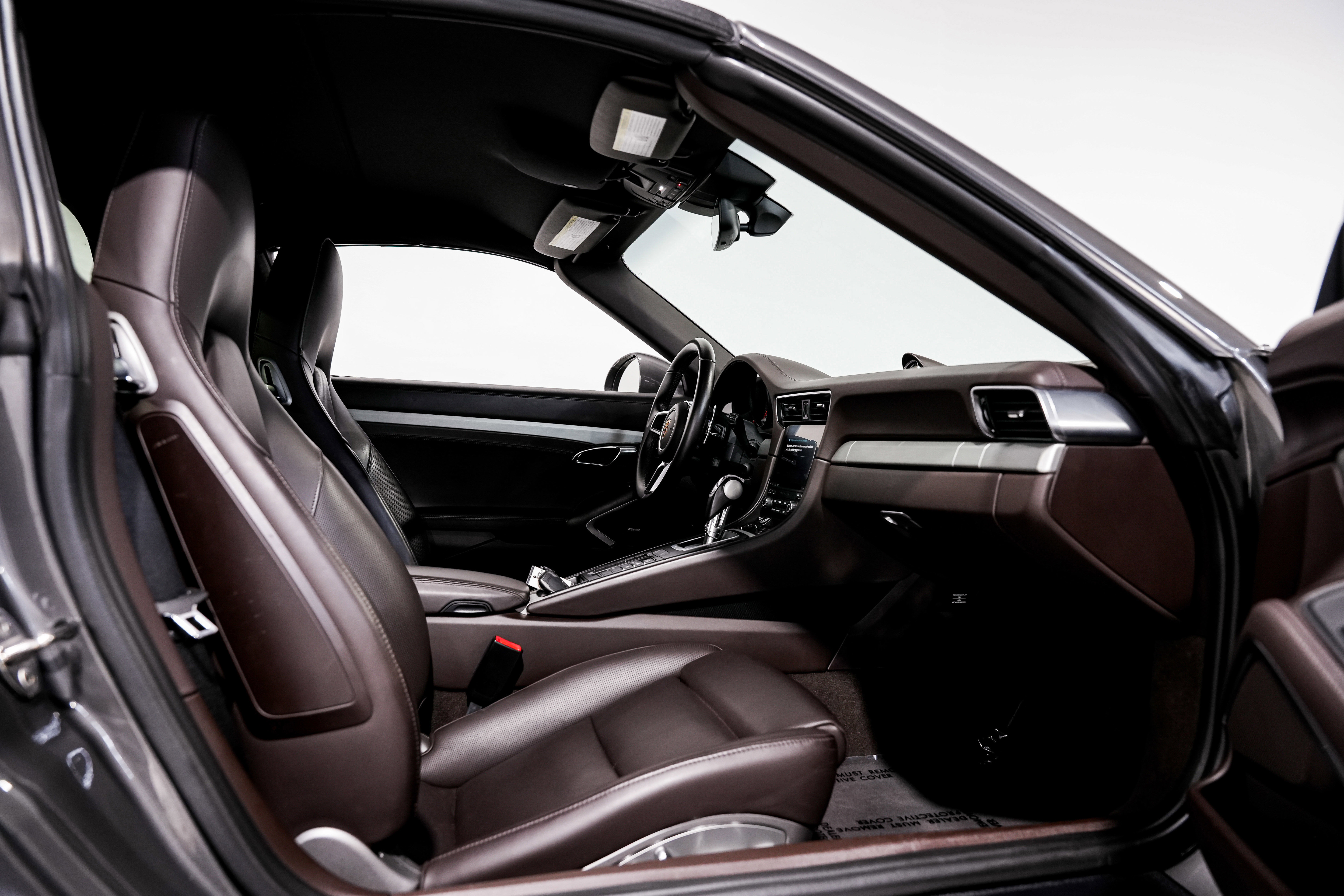 Used 2017 Porsche 911 Targa 4S image 30