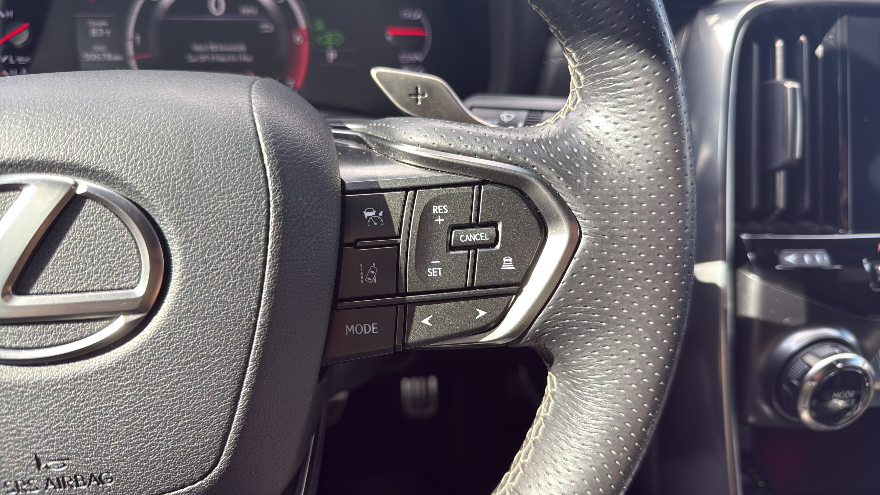 Used 2023 Lexus LX 600 F Sport AWD/4WD image 14