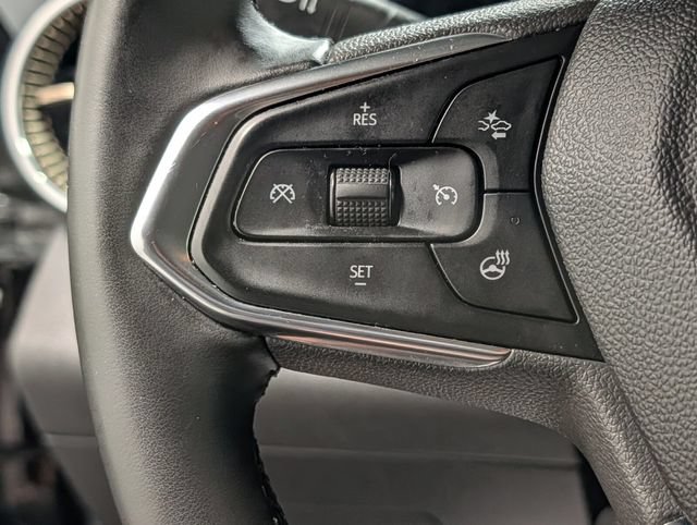 Certified 2025 Chevrolet Trax ACTIV w/ Driver Confidence Package FWD image 21