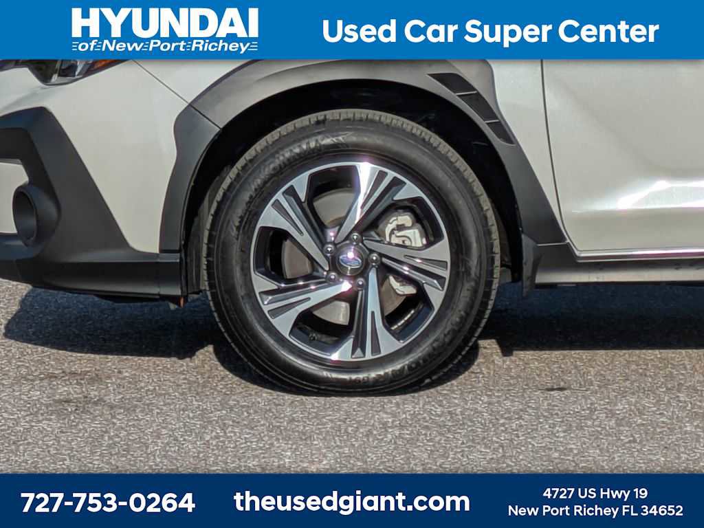 Used 2025 Subaru Crosstrek 2.0i Premium image 10