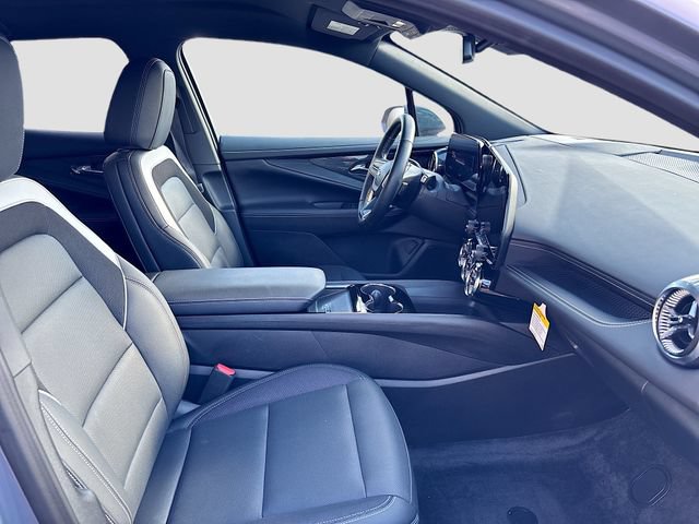 New 2024 Chevrolet Blazer EV LT AWD/4WD image 32