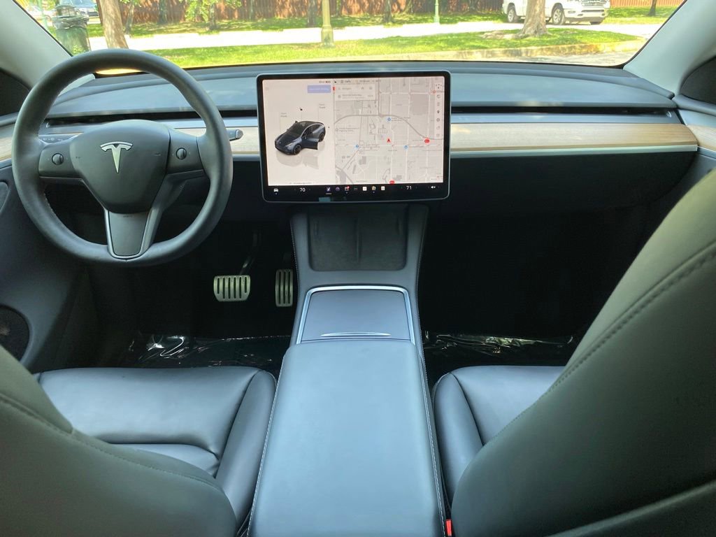 Used 2025 Tesla Model Y Performance AWD/4WD image 21