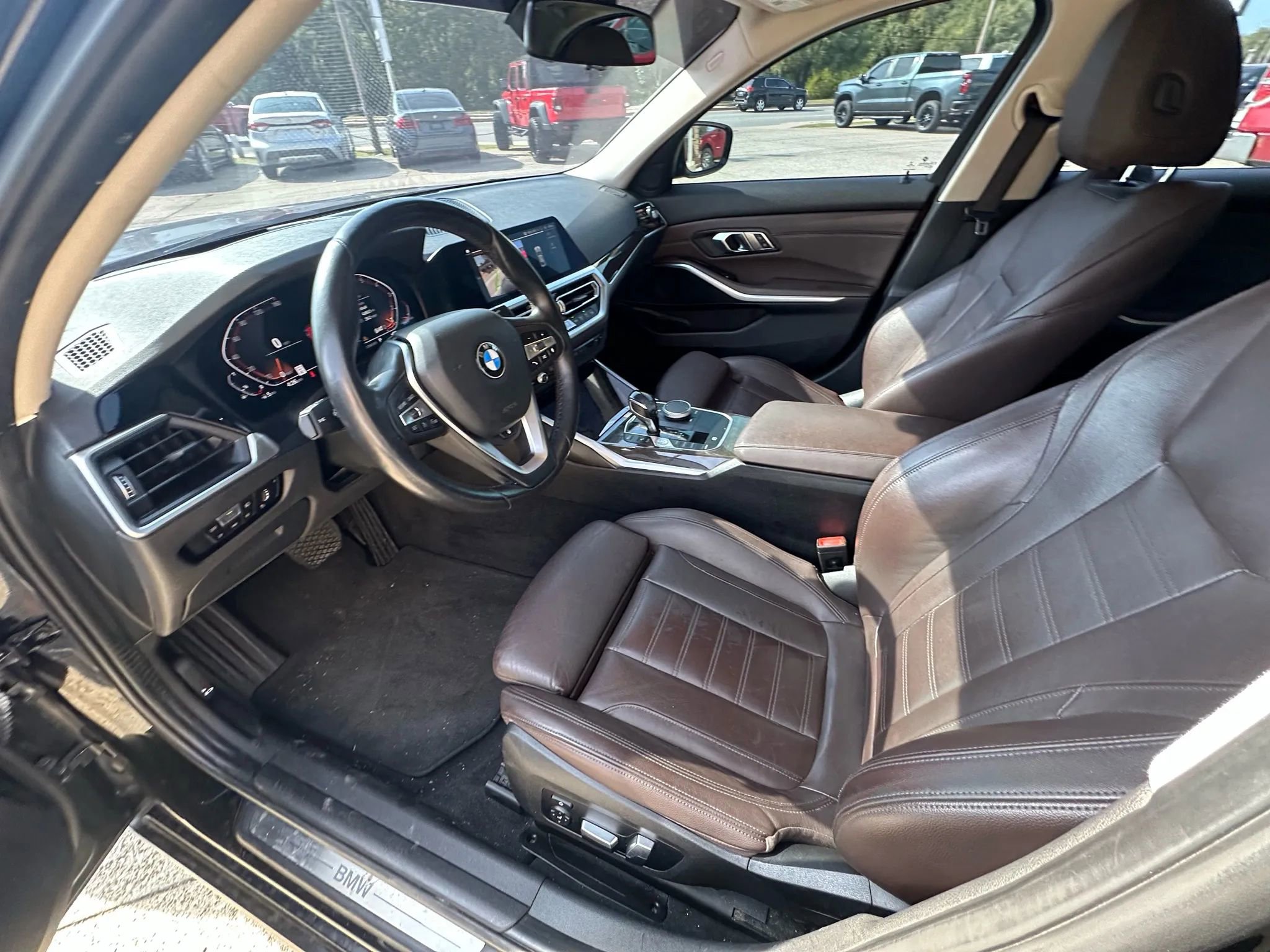 Used 2019 BMW 330i Sedan image 18