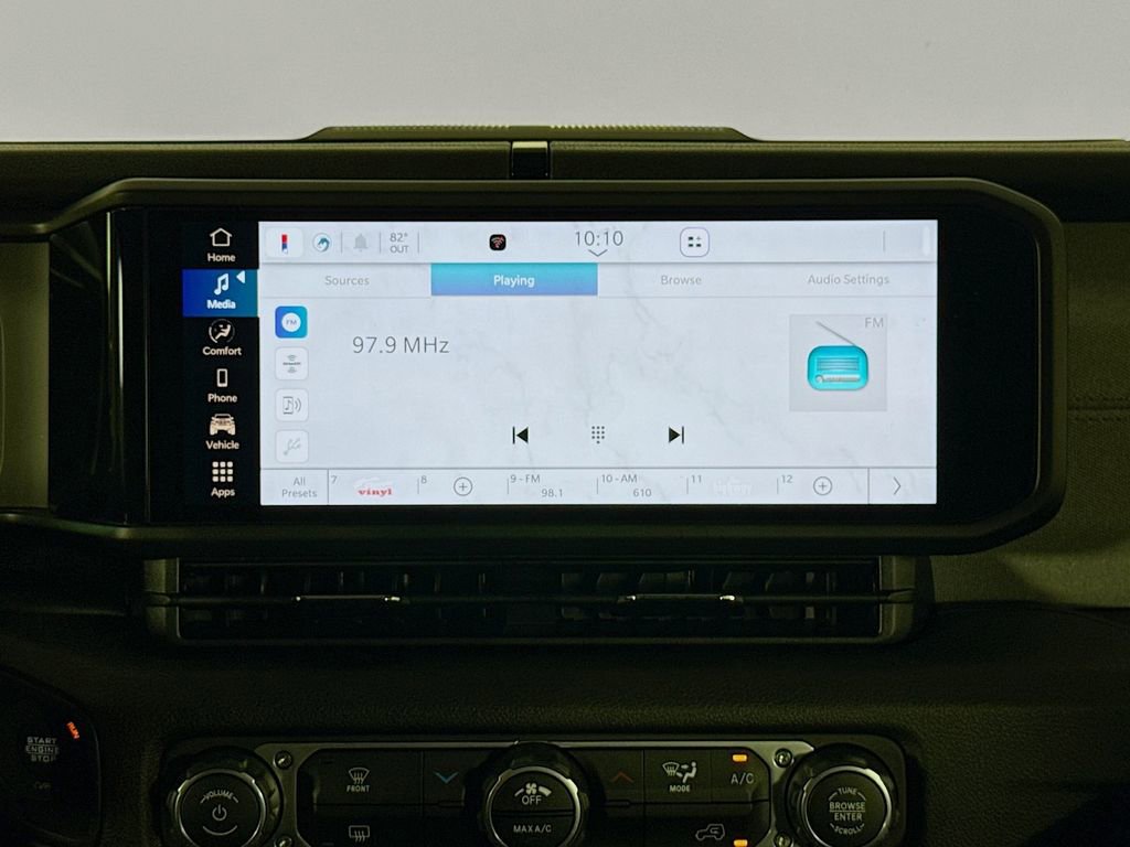 Used 2024 Jeep Gladiator Sport image 23