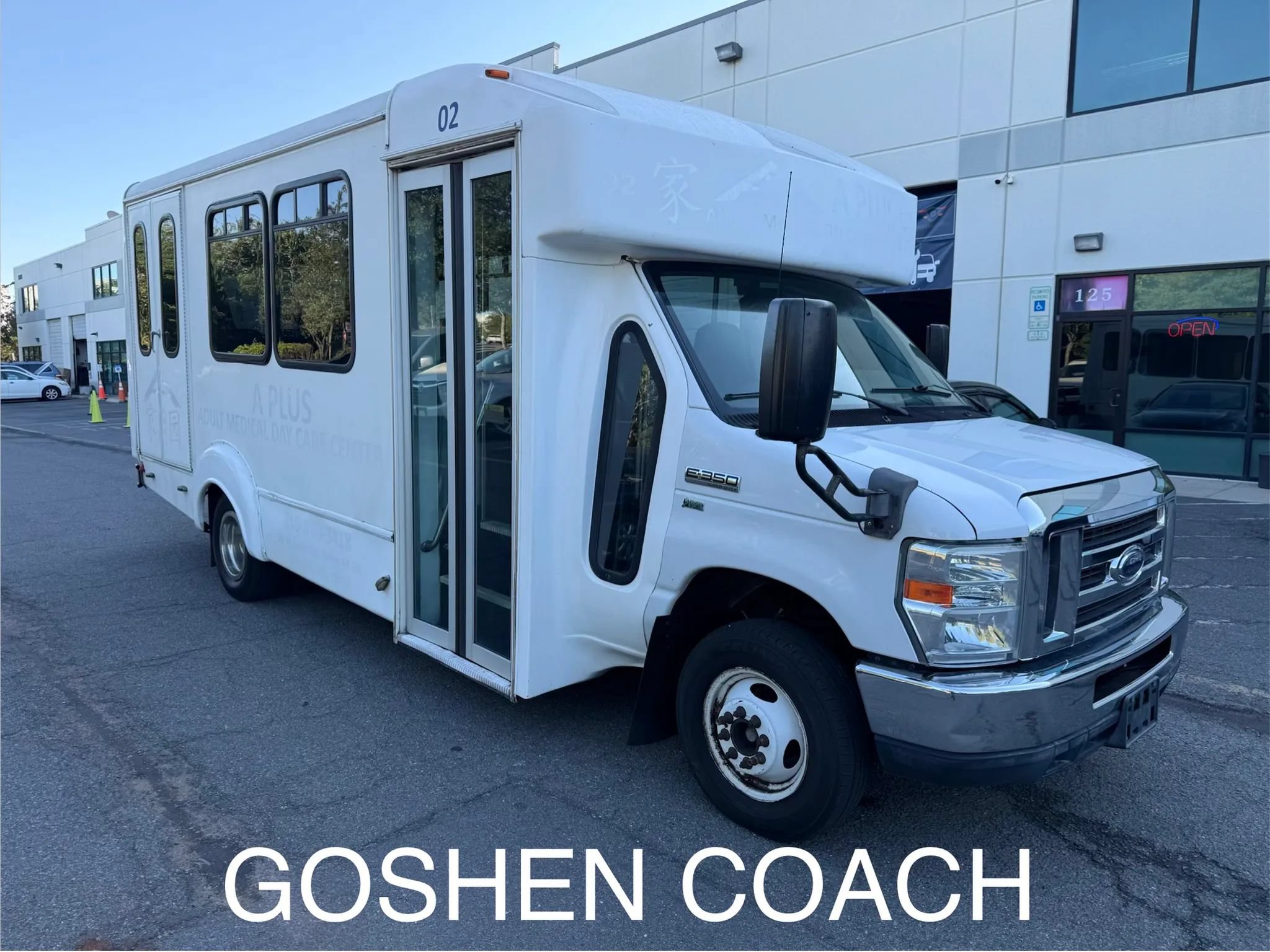 Used 2013 Ford E-350 and Econoline 350 Super Duty w/ Shuttle Bus Prep Pkg RWD image 1