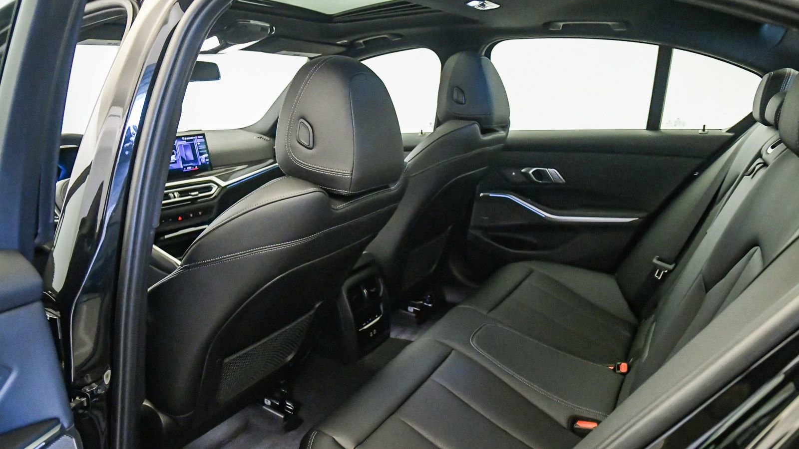 Certified 2023 BMW 330e 330e iPerformance w/ M Sport Package image 20