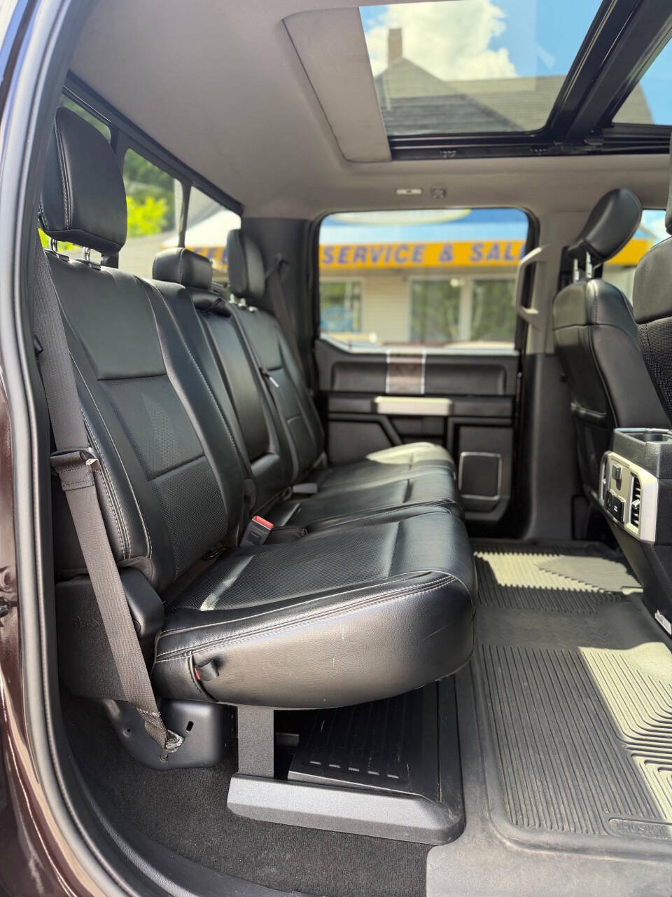 Used 2019 Ford F250 Lariat w/ Lariat Ultimate Package AWD/4WD image 16