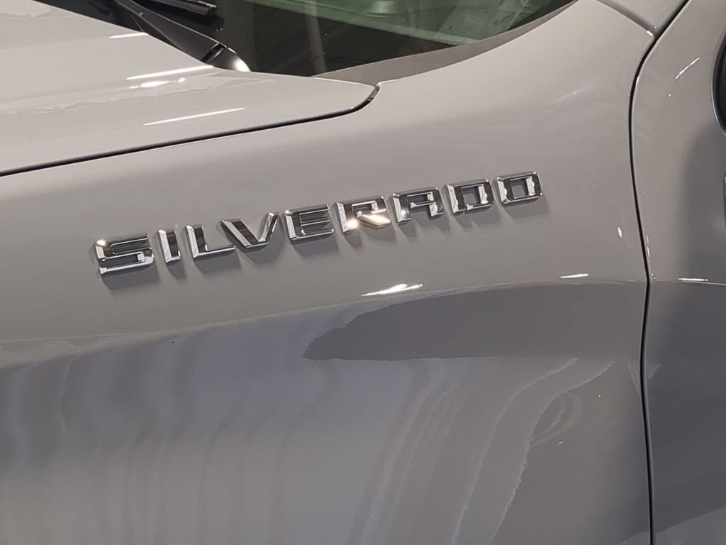 Used 2024 Chevrolet Silverado 1500 LT AWD/4WD image 13