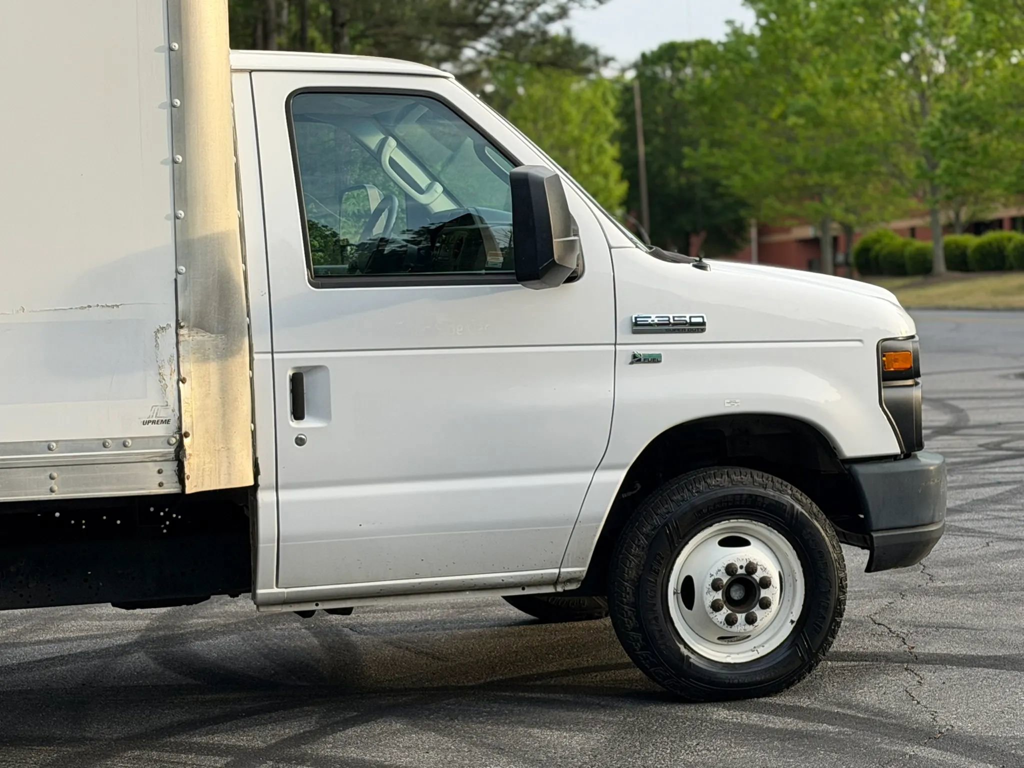 Used 2016 Ford E-350 and Econoline 350 Super Duty RWD image 10