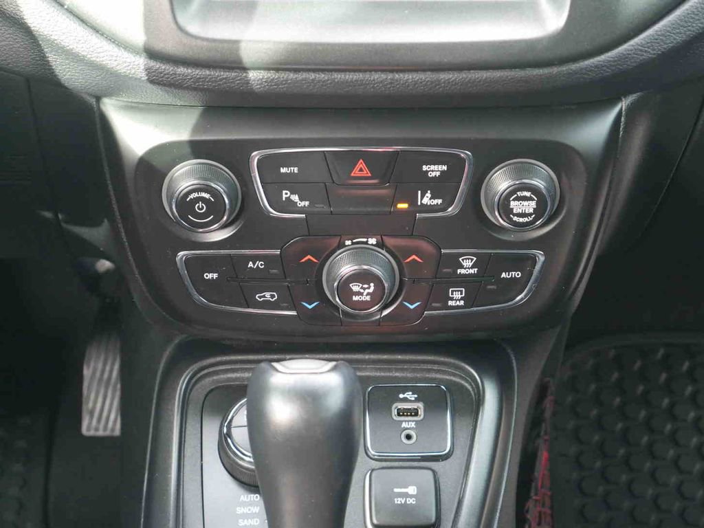 Used 2018 Jeep Compass Trailhawk w/ Leather Interior Group image 8