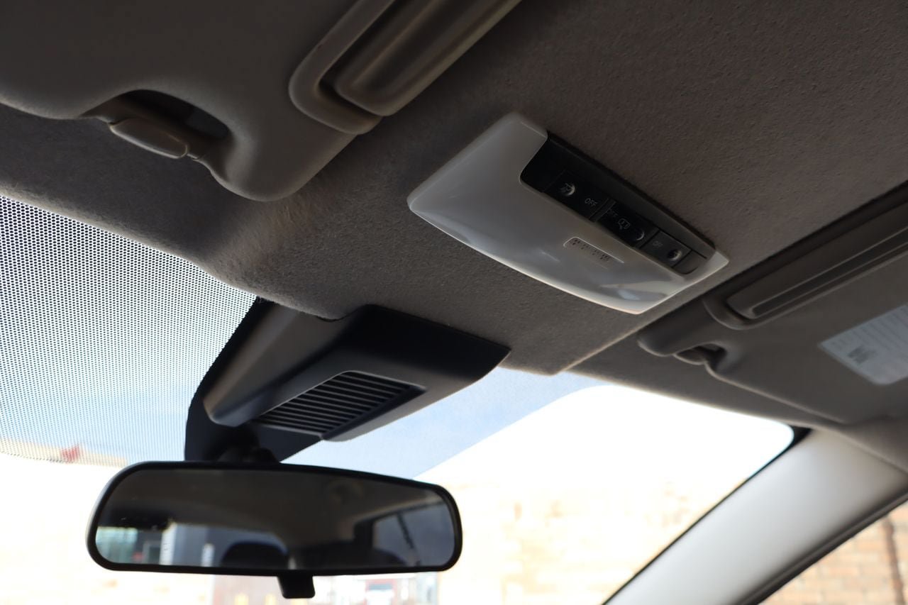 Used 2022 Nissan Kicks SV FWD image 25