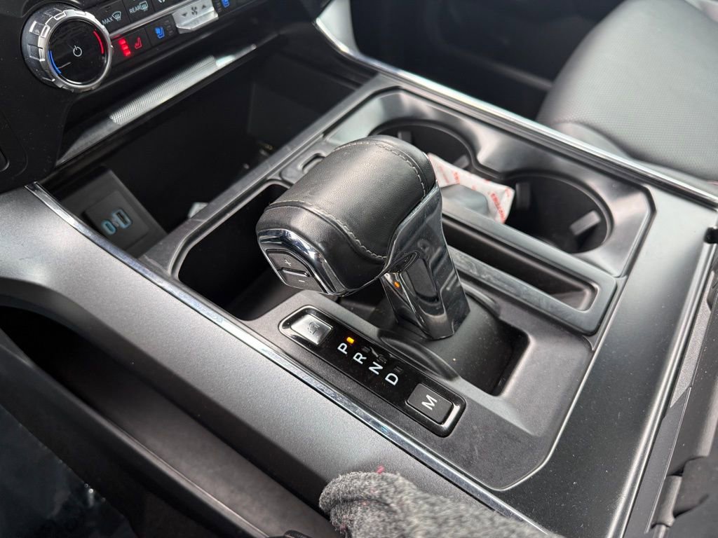 Used 2023 Ford F150 Lariat w/ Trailer Tow Package image 31