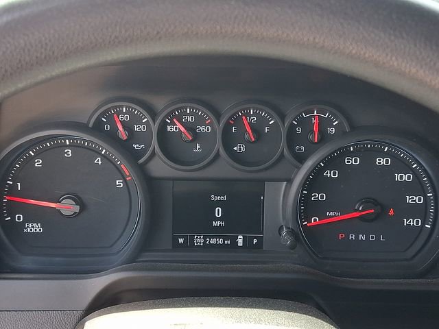 Used 2023 Chevrolet Silverado 2500 Custom w/ Custom Value Package AWD/4WD image 15