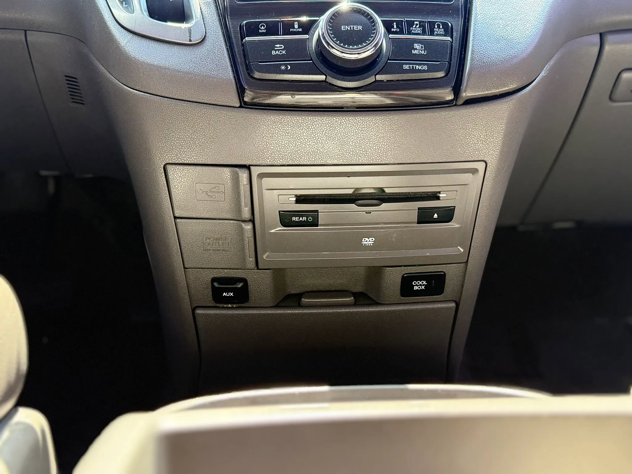 Used 2015 Honda Odyssey Touring image 22