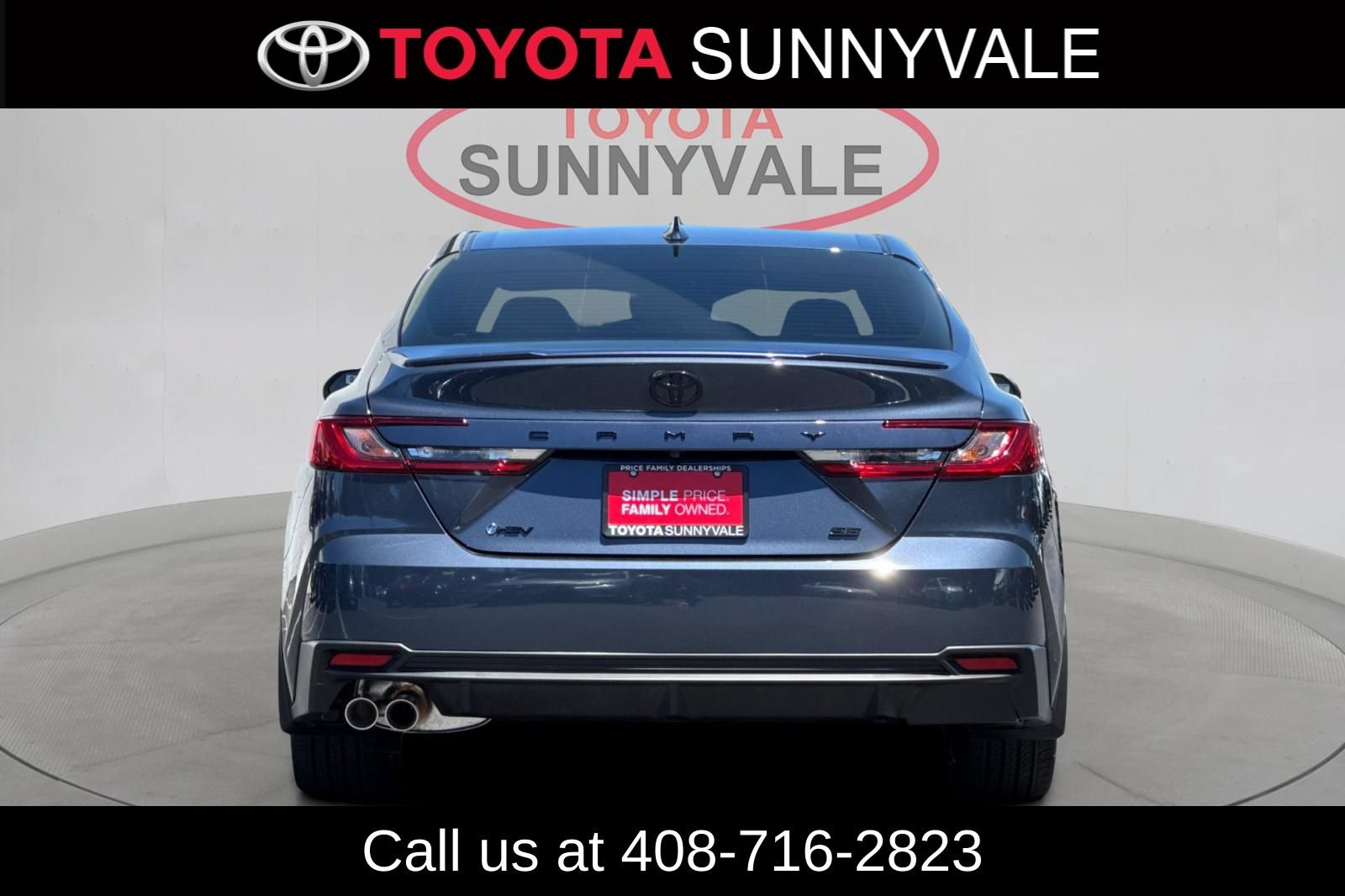 Used 2026 Toyota Camry SE w/ Multimedia Upgrade Package FWD image 8