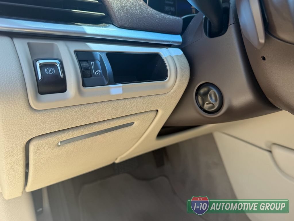 Used 2016 Cadillac XTS Luxury w/ Driver Awareness Package FWD image 26