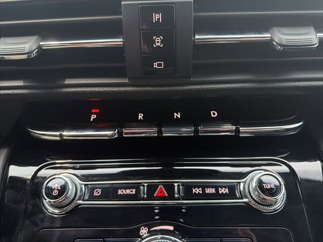 Used 2022 Lincoln Corsair Reserve w/ Elements Package image 30