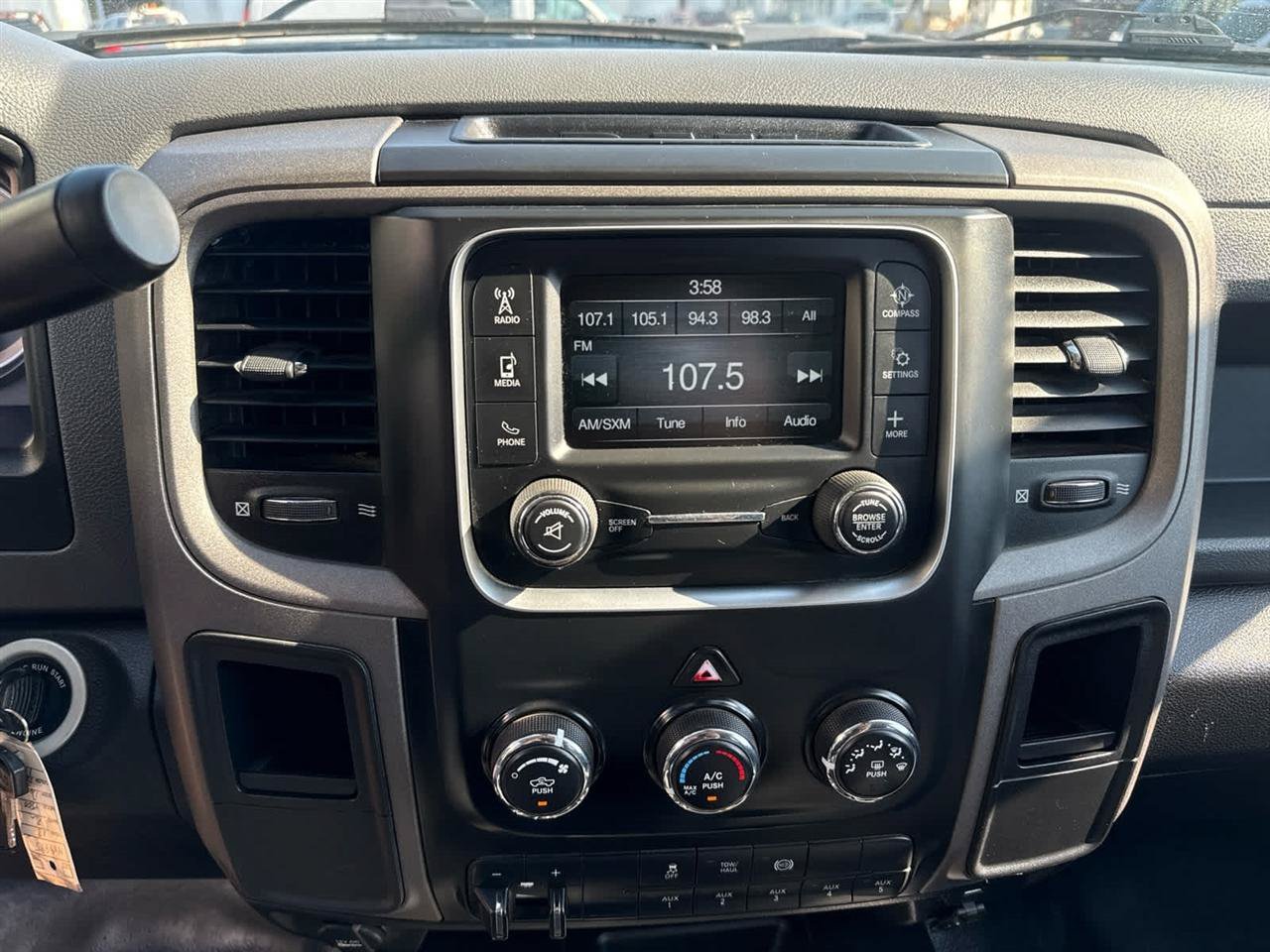 Used 2018 RAM 4500 Tradesman w/ Chrome Appearance Group AWD/4WD image 16