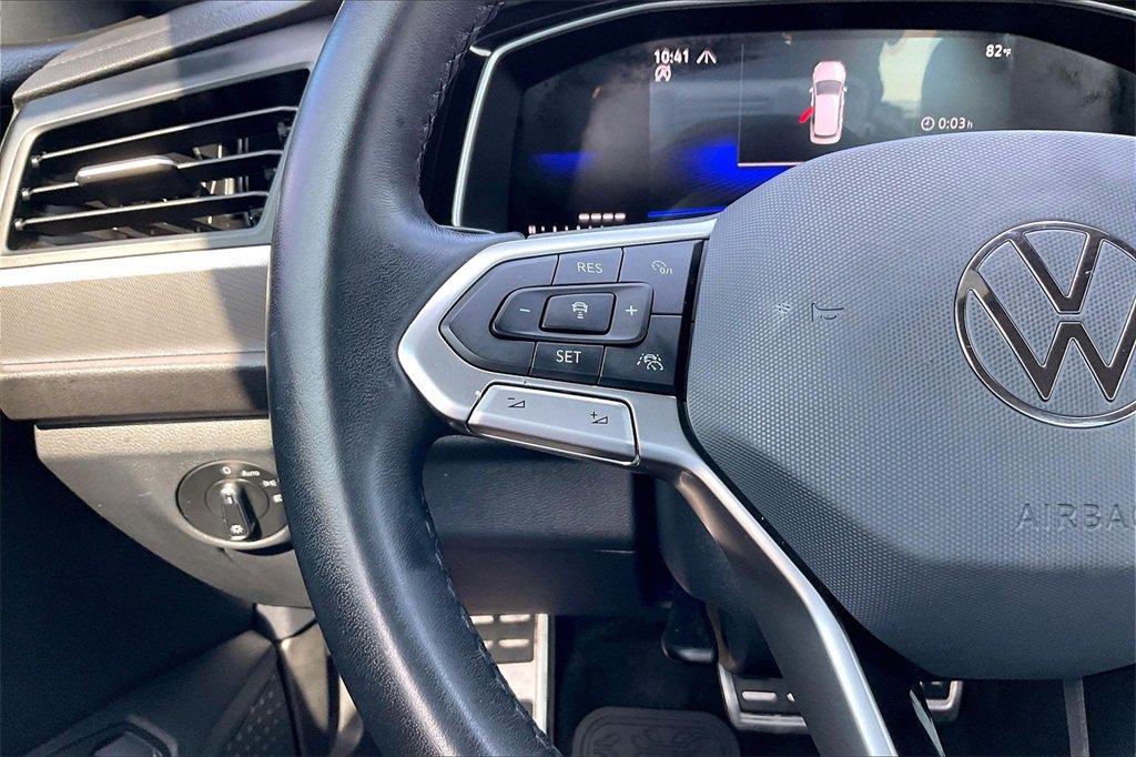 Used 2024 Volkswagen Jetta Sport image 10