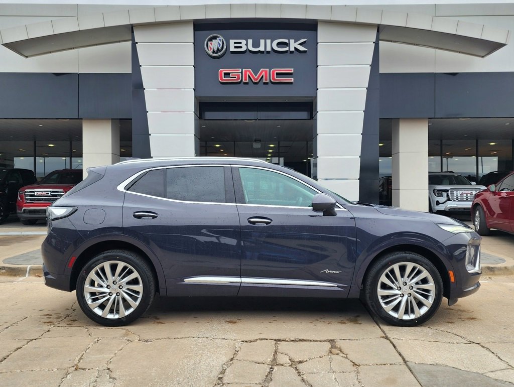 New 2026 Buick Envision Avenir image 3