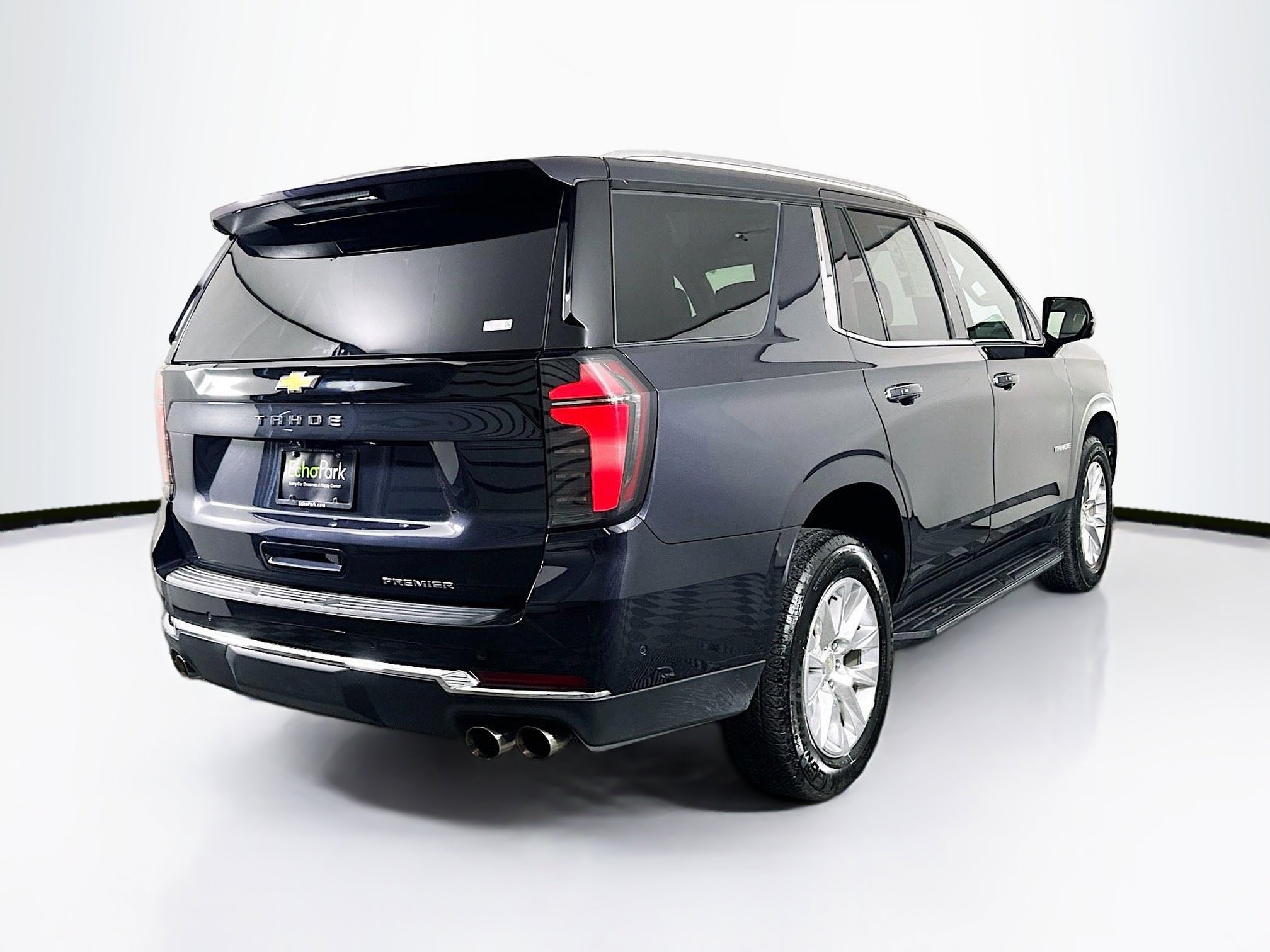 Used 2025 Chevrolet Tahoe Premier image 9