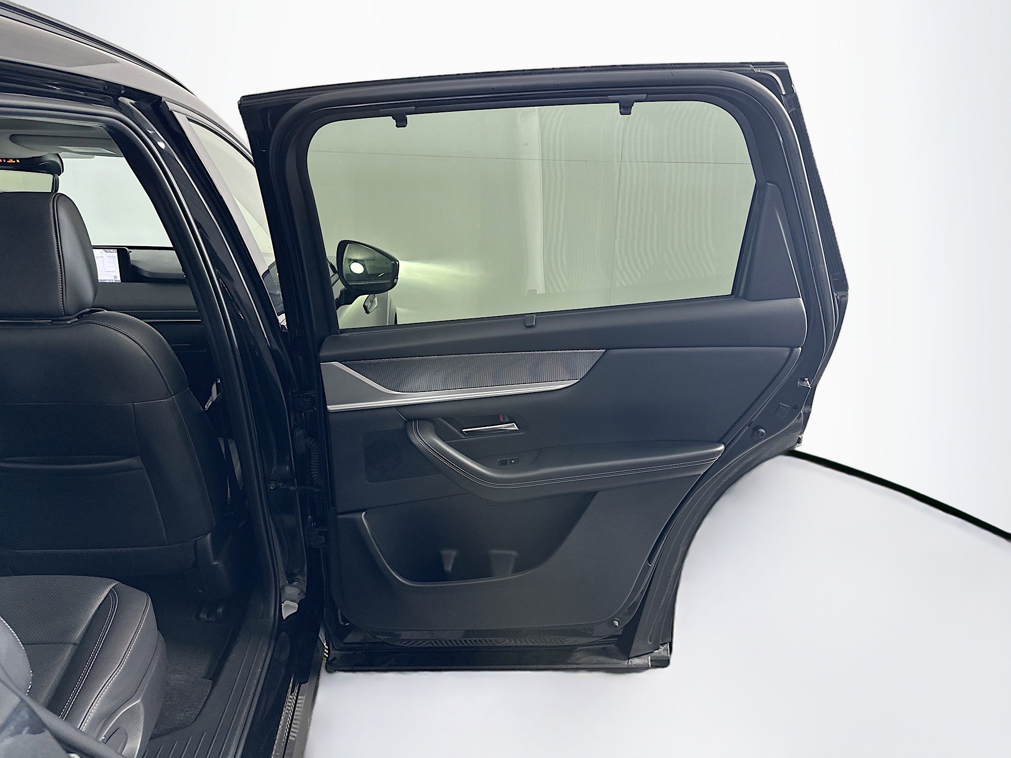 Used 2025 MAZDA CX-90 3.3 Turbo w/ Premium Sport Pkg image 34