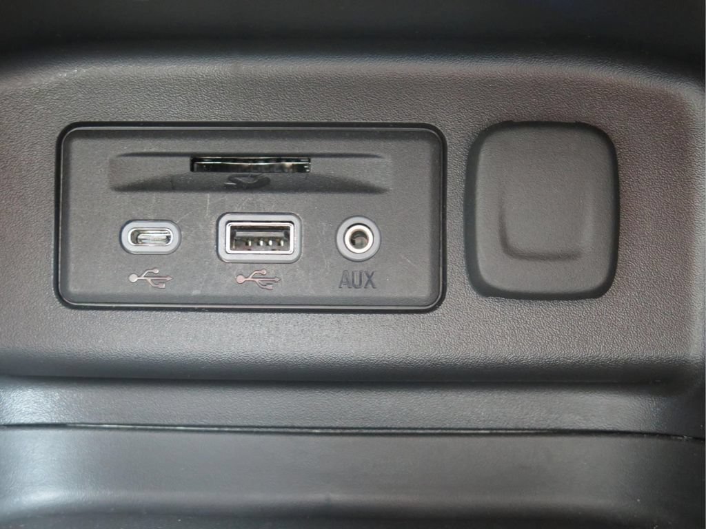 Certified 2024 Chevrolet Equinox LT FWD image 14