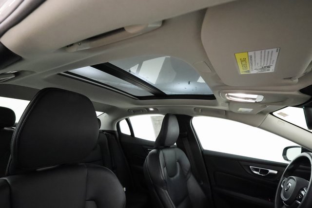 Used 2024 Volvo S60 B5 Plus image 23