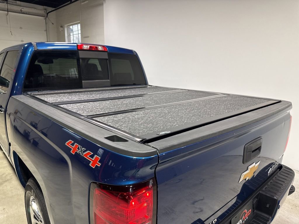 Used 2015 Chevrolet Silverado 1500 High Country w/ High Country Premium Package AWD/4WD image 39